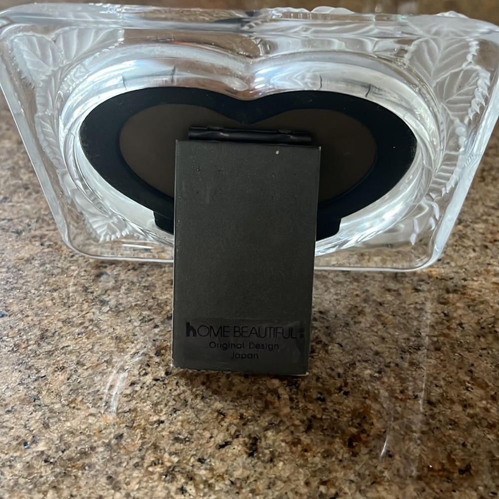 Frosted Crystal Roses Heart Frame - Picture 2 of 4